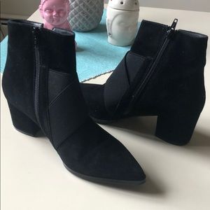 Ankle boots